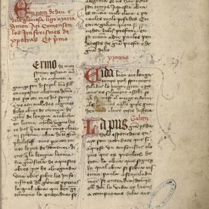 10. Manuscrit de la traducció catalana A dels 'Aforismes' d'Hipòcrates, amb el comentari de Galè (Bordeus, Bibliothèque municipale, ms. 568, f. 1r, primera meitat del s. XV)