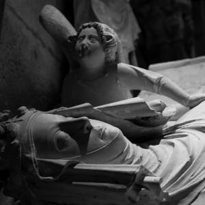 8. Effigy of Queen Blanche of Anjou on her tomb, made by Bertran Riquer and Pere de Prenafeta between 1312 and 1315 (royal pantheon in the monastery of Santes Creus).